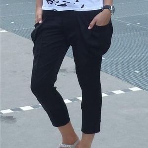 BCBGMaxAzria Cropped Soft Pants with Big Pockets